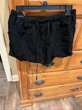 Black Linen Shorts